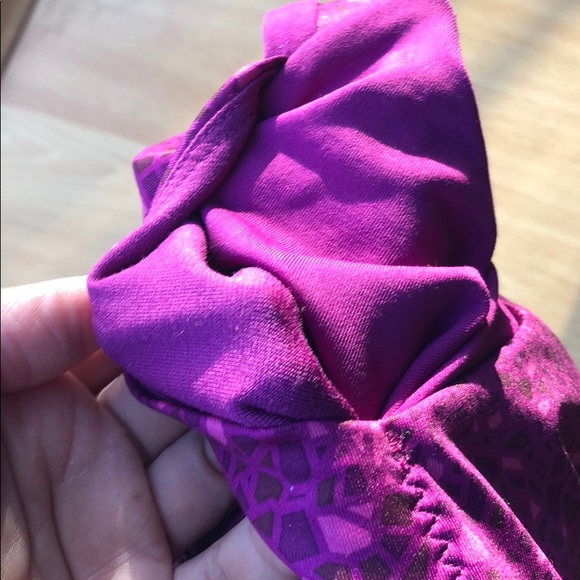 Lululemon Sports Bra in Purple - Picture 7 of 8